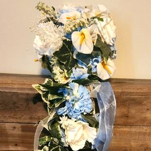 Wedding boutique, blue, white and green